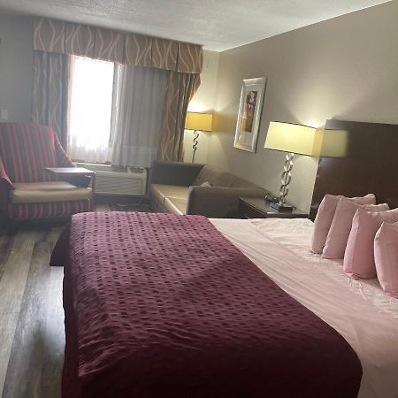 Mountain Grove Royal Inn & Suites المظهر الخارجي الصورة